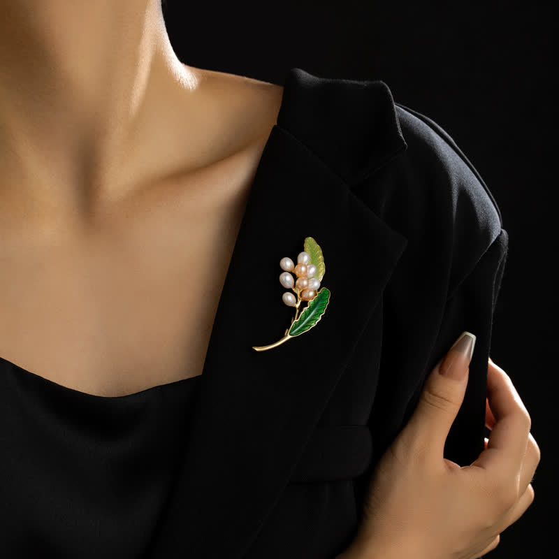 Women's Freshwater Pearl Jasmine Brooch - image 1