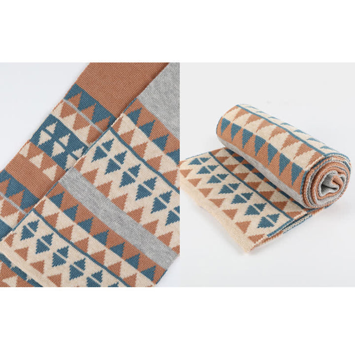 3Pcs Women's Triangle Pattern Hat Scarf Gloves Set - image 7