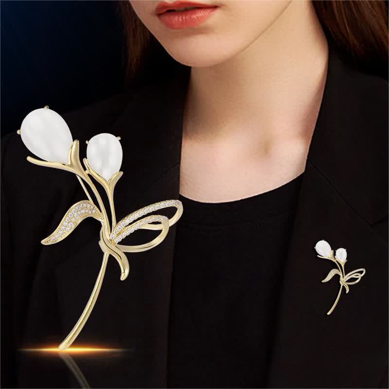 Women's Exquisite Tulip Pearl Brooch - image 3