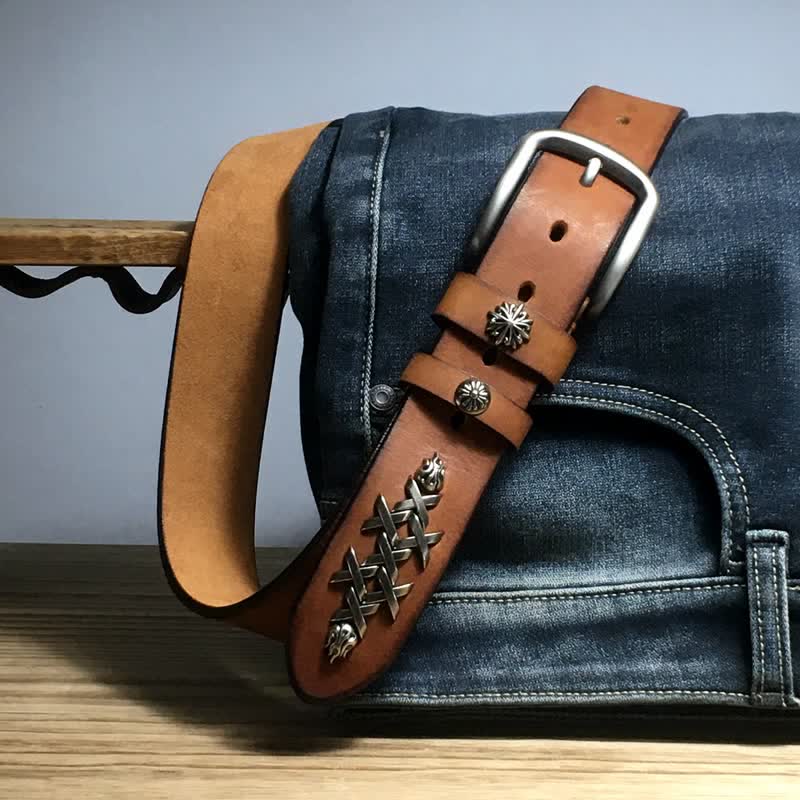 Men's Retro Decorative Carving Rivet Leather Belt - image 2