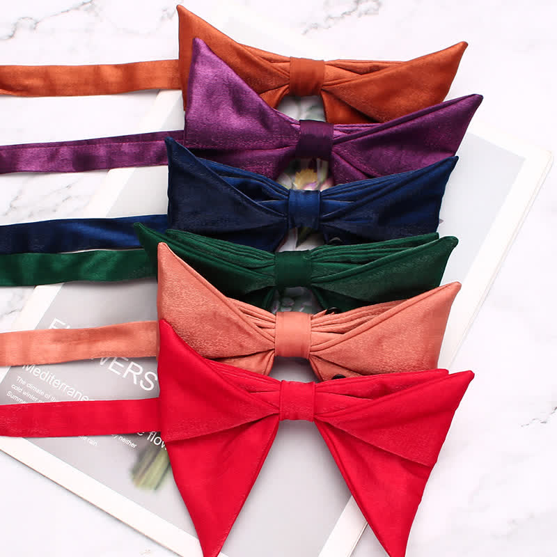 Men's Glossing Folded Design Oversized Pointed Bow Tie - image 0