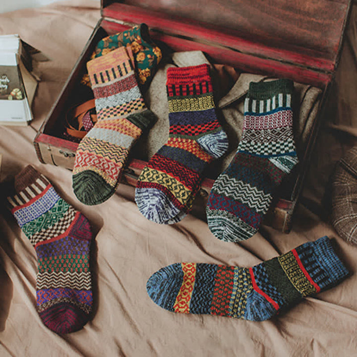 5Pcs Men's Retro Ethnic Totem Crew Socks - image 2