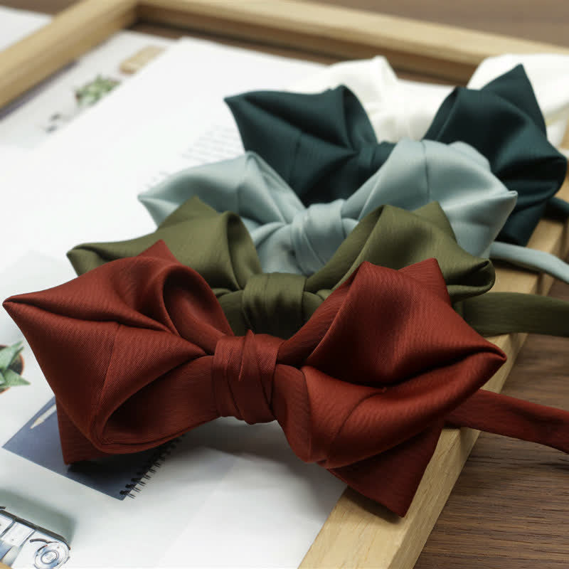 Men's Bud-Like Solid Color Pointed Bow Tie - image 1