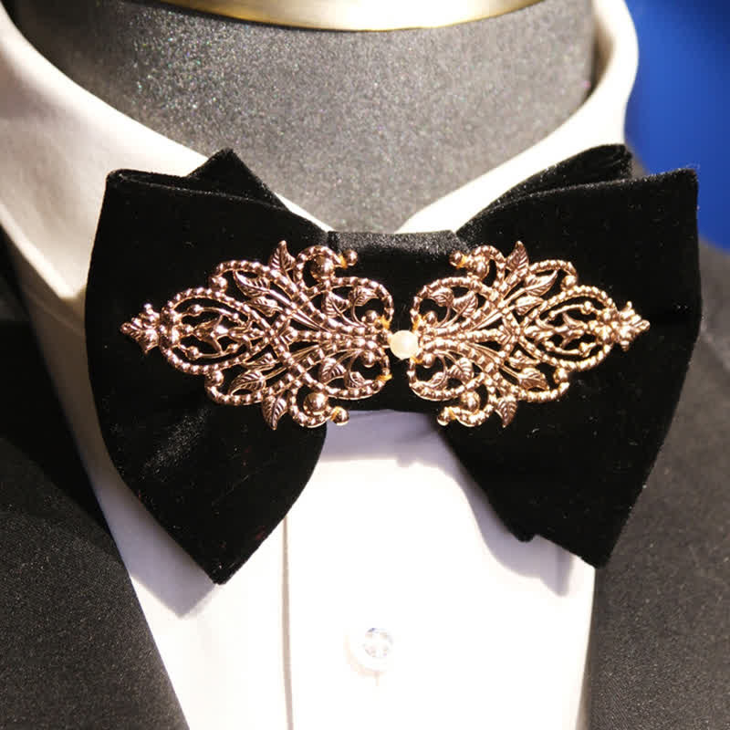 Men's Black Velvet Metallic Decor Oversized Pointed Bow Tie - Black - image 0