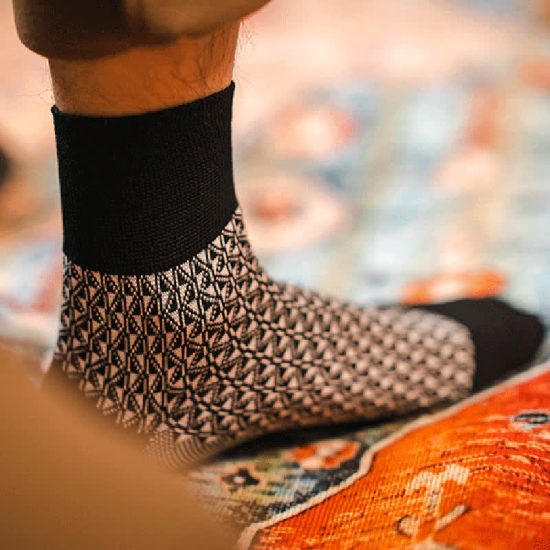 Men's Casual Black & White Mercerized Cotton Socks - image 3