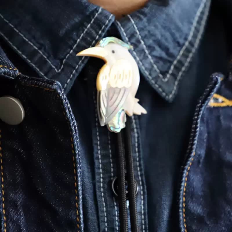 Exotic Parrot Natural Birds Shaped Shell Bolo Tie - image 1