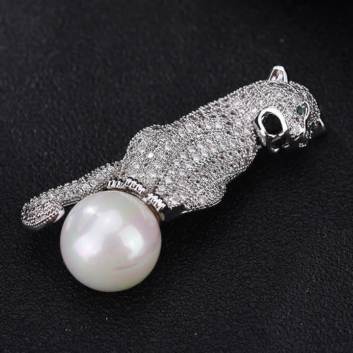 Unisex Leopard Shiny Zircon Faux Pearl Decoration Brooch - image 4