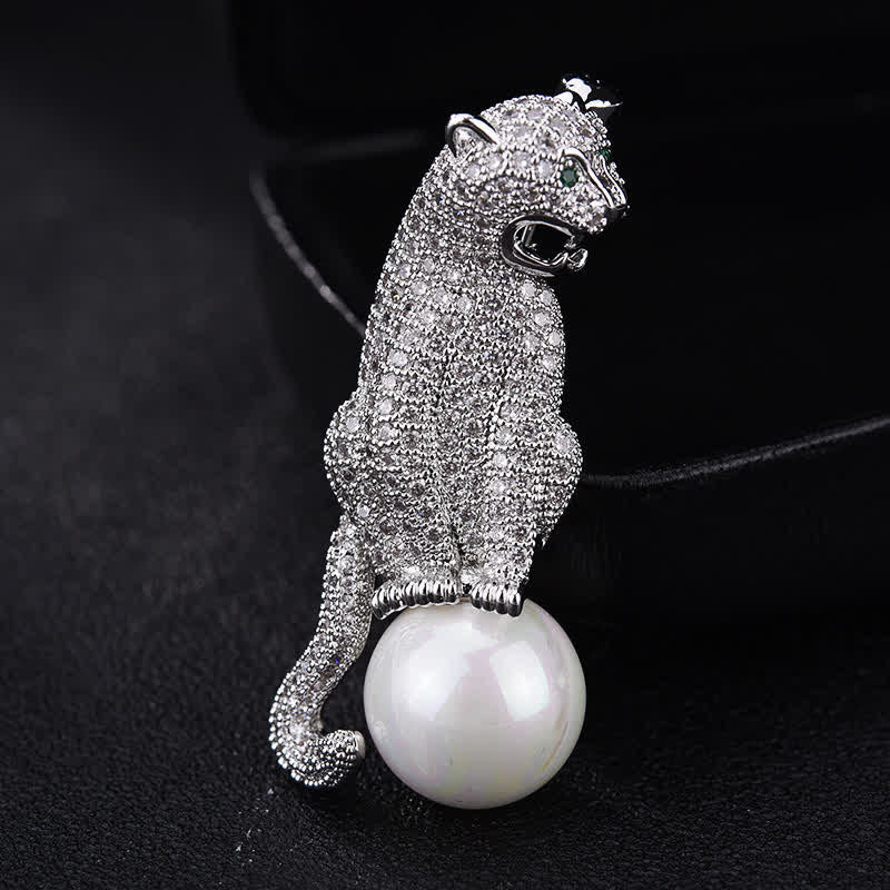 Unisex Leopard Shiny Zircon Faux Pearl Decoration Brooch - Silver - image 0