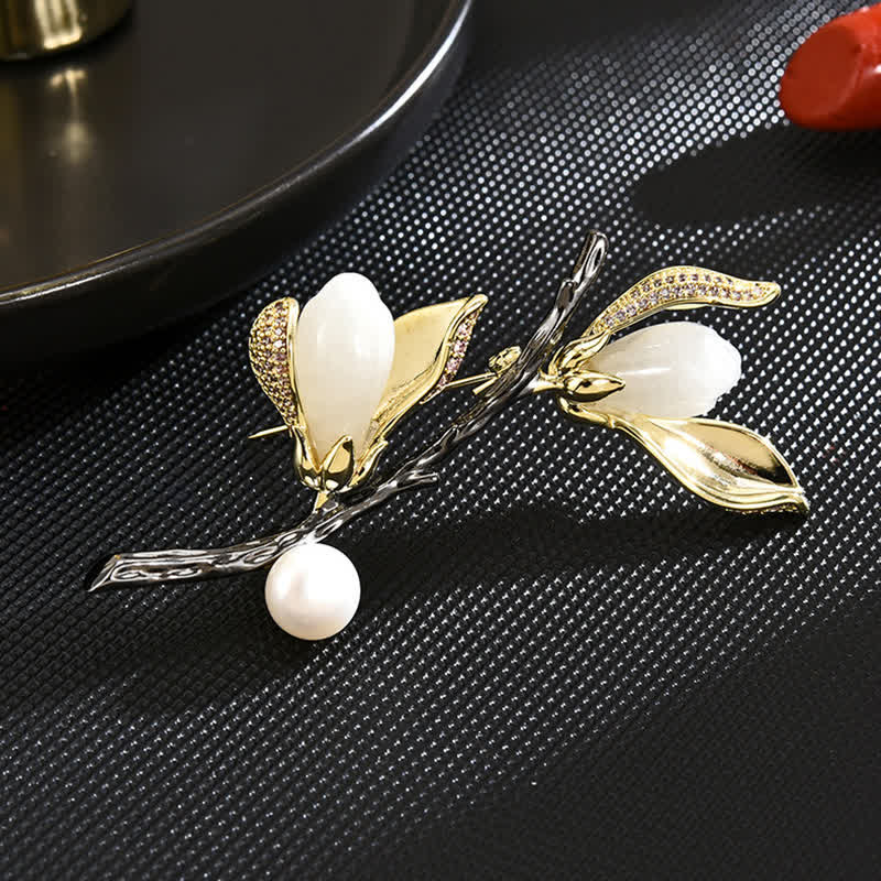 Women's Magnolia Luxury Imitation Pearl pin Brooch - image 2