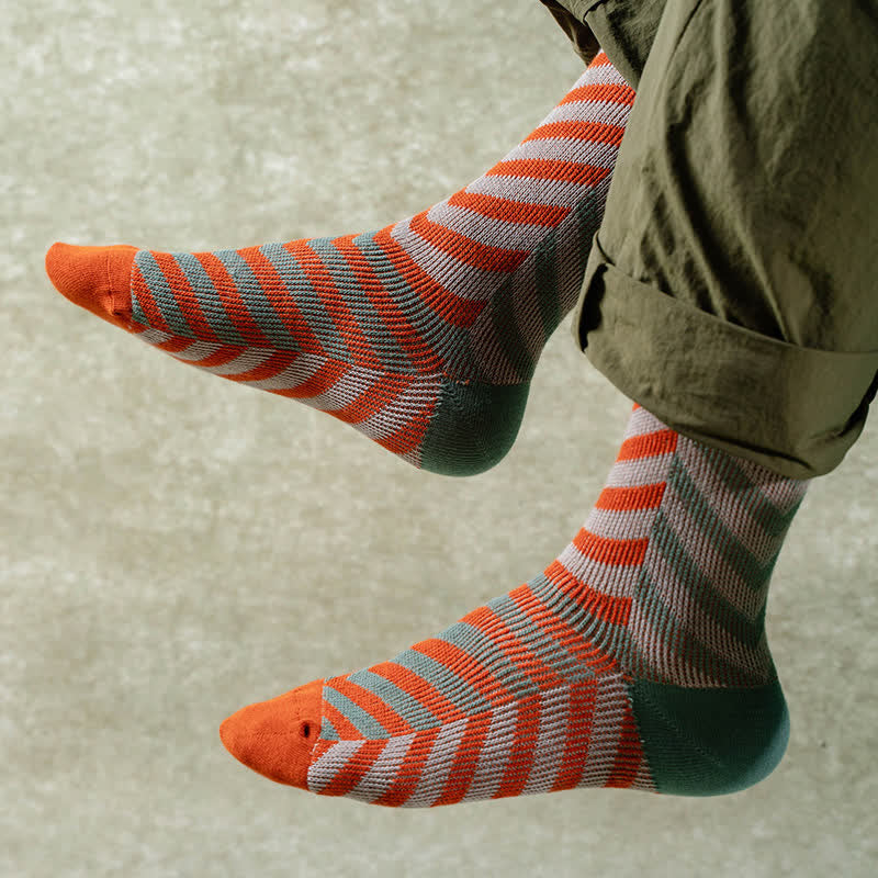 Classic Colorblock Arrow Striped Cotton Crew Socks - image 0