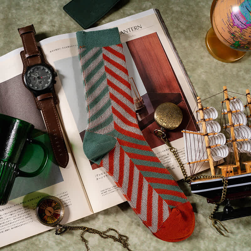 Classic Colorblock Arrow Striped Cotton Crew Socks - image 3