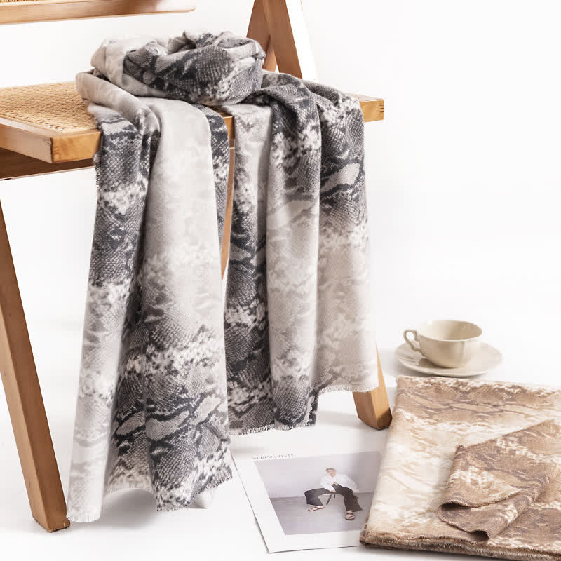 Women's Chic Street Style Snakeskin Print Scarf - image 0