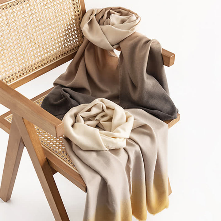 Women's Simple Versatile Gradient Solid Color Scarf - image 3