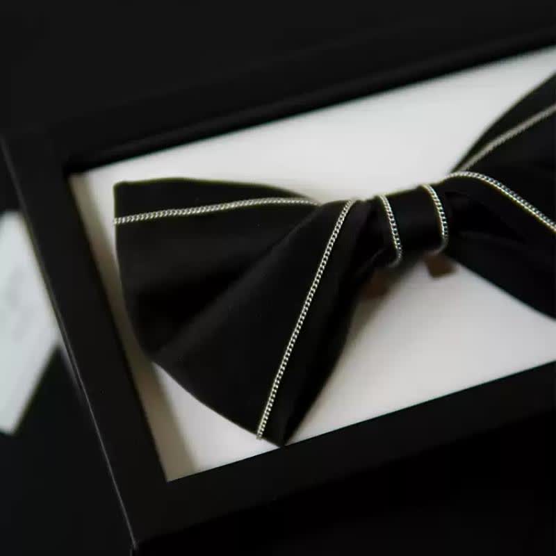 Men's Silver Accents Chain Solid Black Bow Tie - Black - image 0