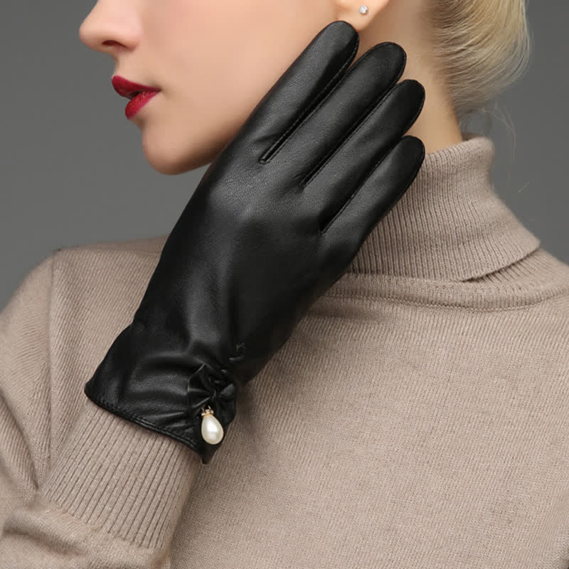 Women's Winter Velvet Pearl Leather Gloves - image 2