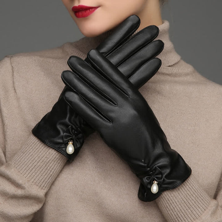 Women's Winter Velvet Pearl Leather Gloves - image 1