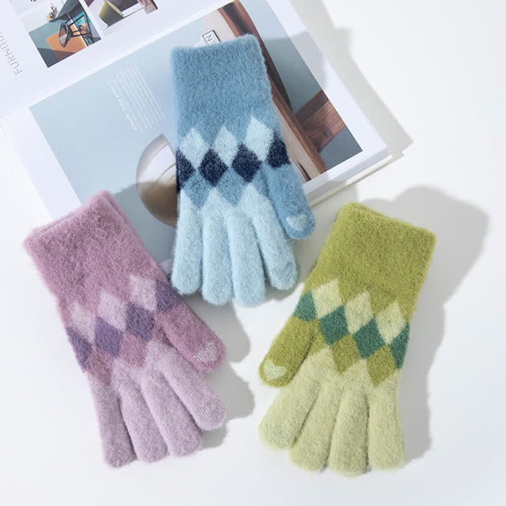 Colorful Diamond Pattern Warm Plush Knitted Gloves - image 9