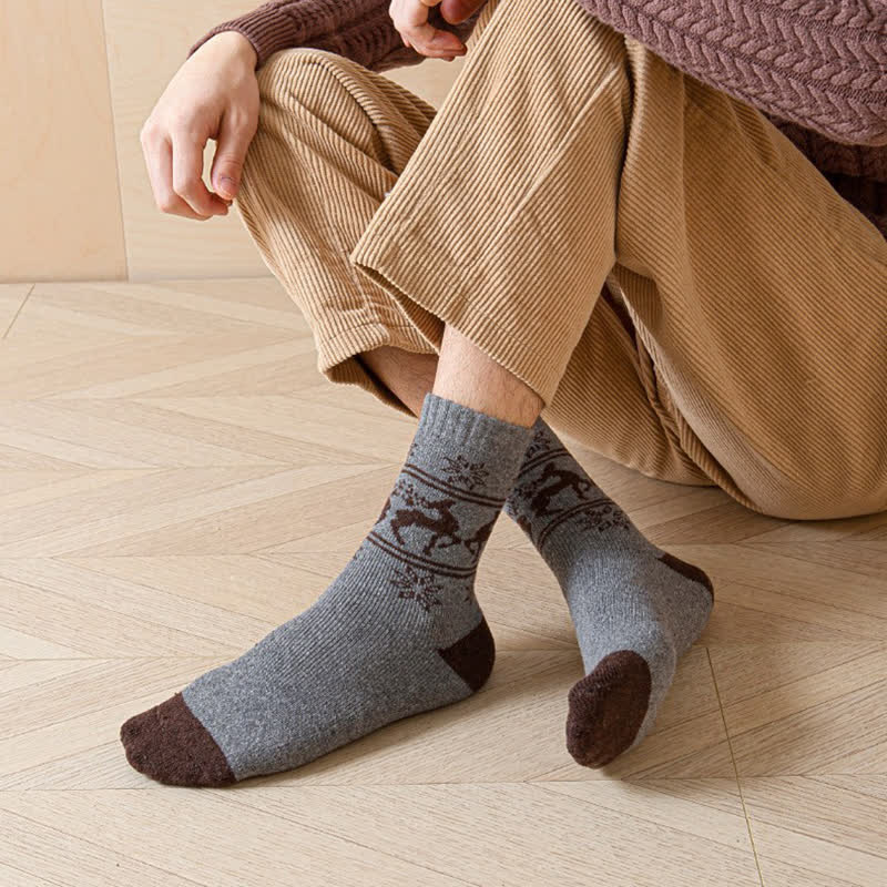 5 Pairs of Snowflake Elk Print Cotton Crew Socks - image 9