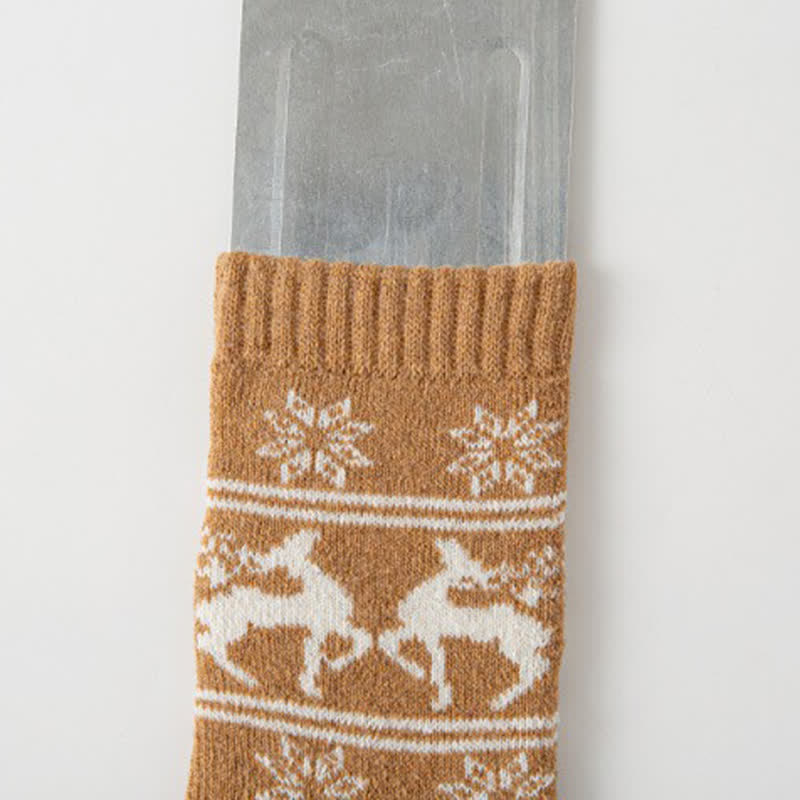 5 Pairs of Snowflake Elk Print Cotton Crew Socks - image 4