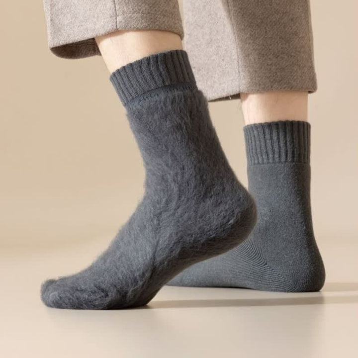 Men's Winter Warm Solid Color Cashmere Crew Socks - image 0