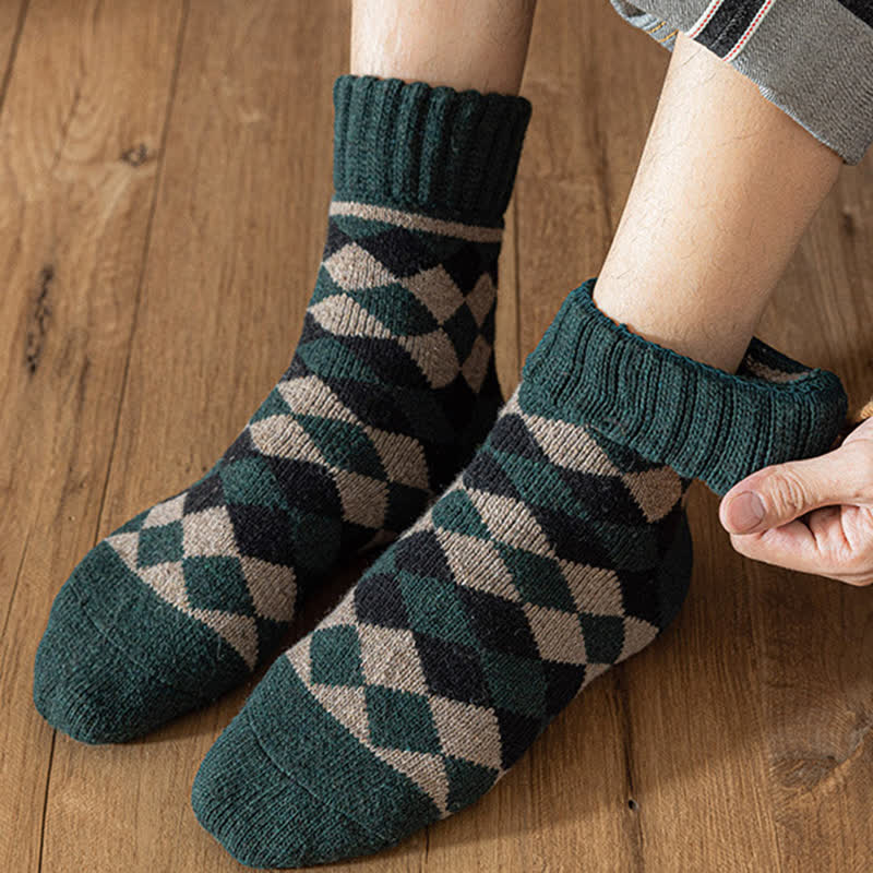 Men's Characteristic Plaid Pattern Winter Crew Socks - image 8