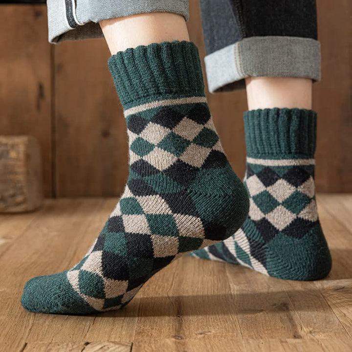 Men's Characteristic Plaid Pattern Winter Crew Socks - image 7