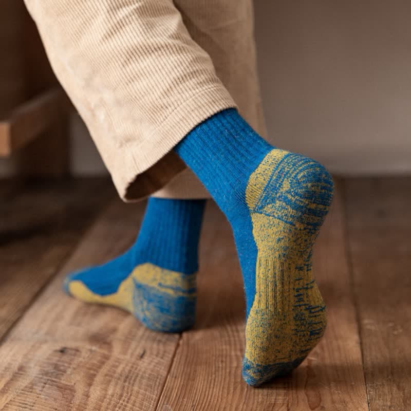 Men's Fancy Abstract Pattern Warm Crew Socks - image 0