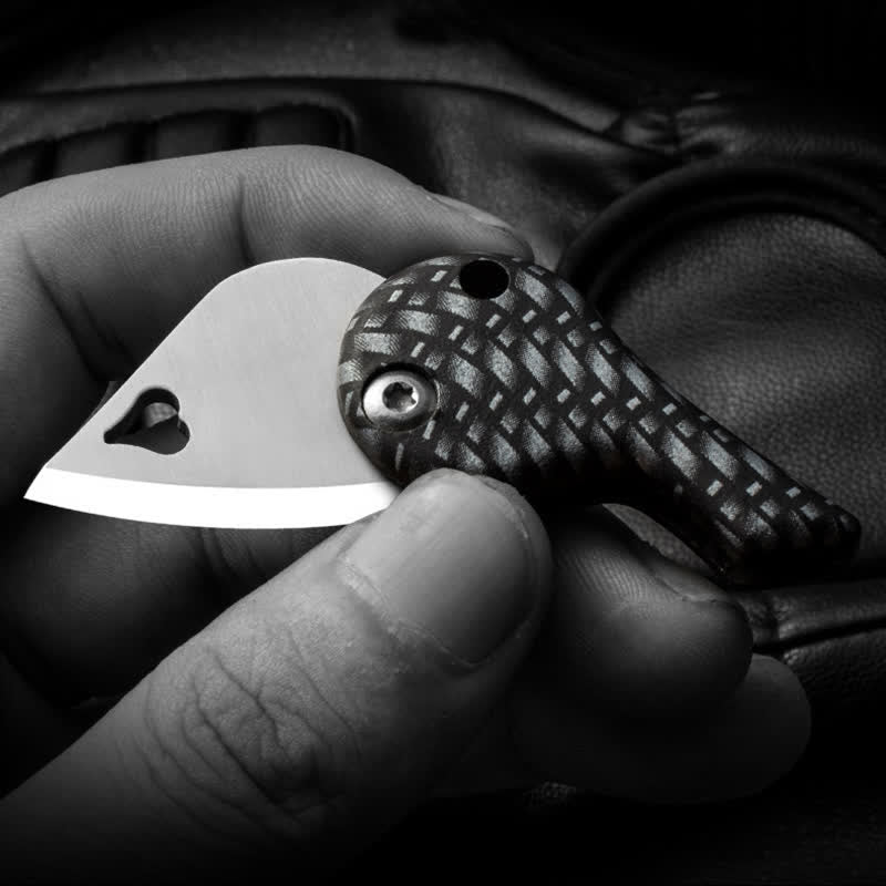 Heart Shaped Hollow Blade Pocket Folding Knife Keychain - image 6