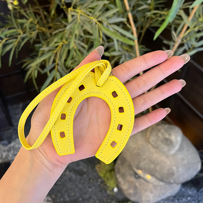 Hangings Simple Horseshoe Pendant Leather Keychain - Yellow - image 9