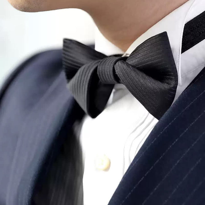 Men's Black Subtle Twilled Navy Striped Business Bow Tie - image 0