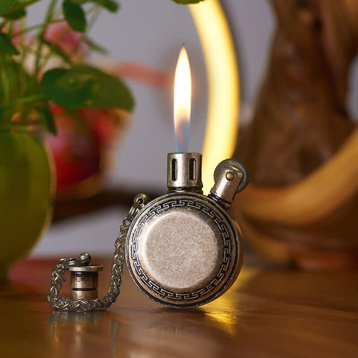 Antique Vintage Rougn Refillable Kerosene Lighter - image 6