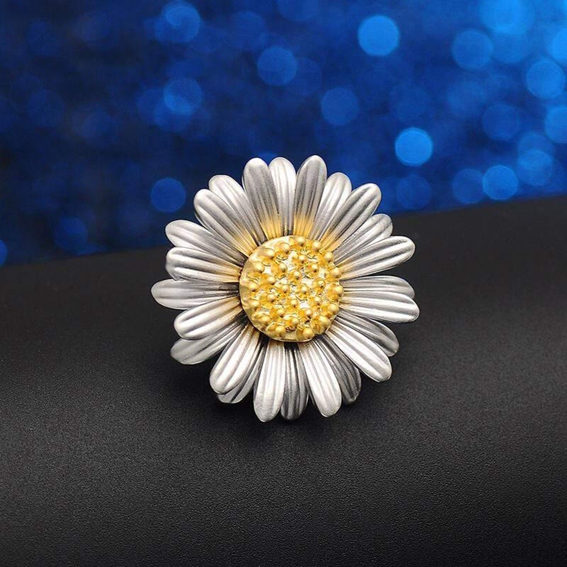 Retro Daisy Brooch Cute Simple Shirt Accessories - image 1