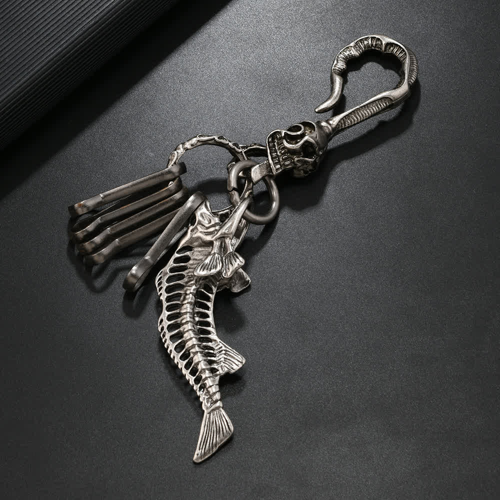 Creative Skull Piranha Bone Pendant Metal Keychain - Silver - image 1