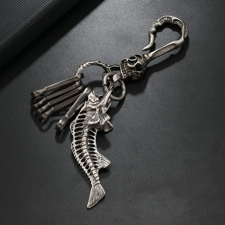 Creative Skull Piranha Bone Pendant Metal Keychain - Silver - image 1