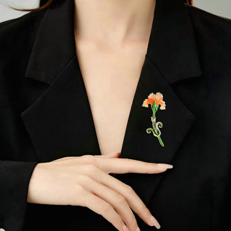Women's Lovely Enameled Carnation Brooch - image 1