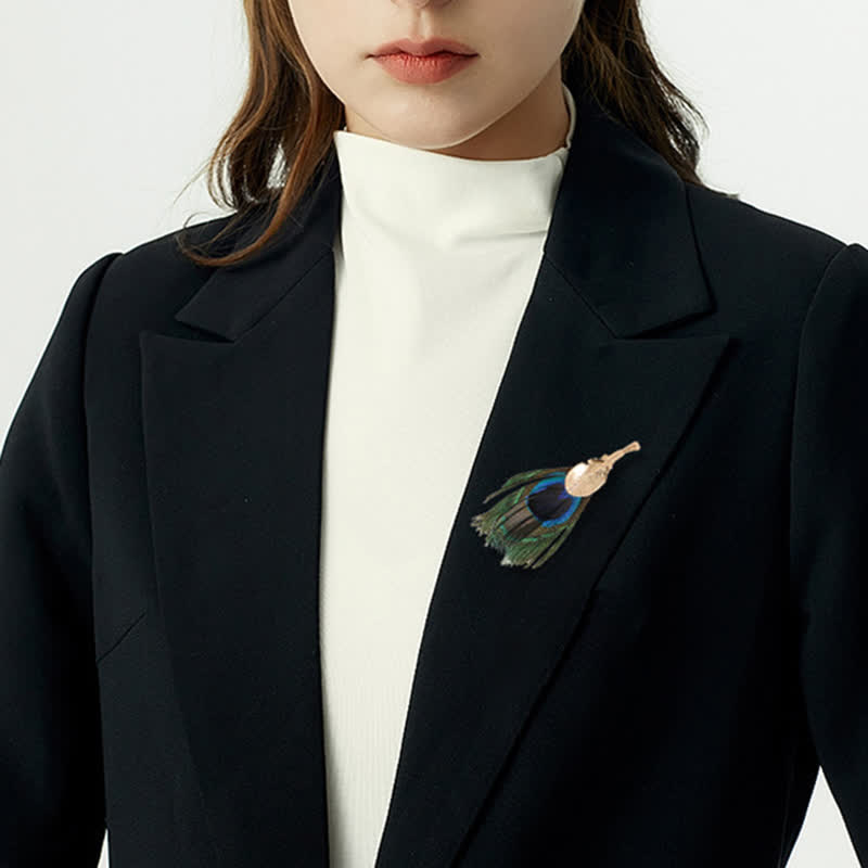 Unisex Artificial Blue Green Peacock Eye Feather Brooch - image 1