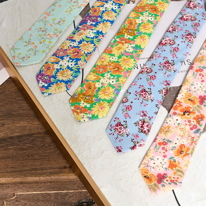 Men's Vintage Liberal Floral Necktie - image 5
