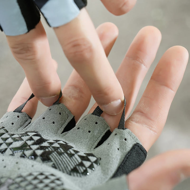 Sports Anti-Slip Breathable Fingerless Gloves - image 4