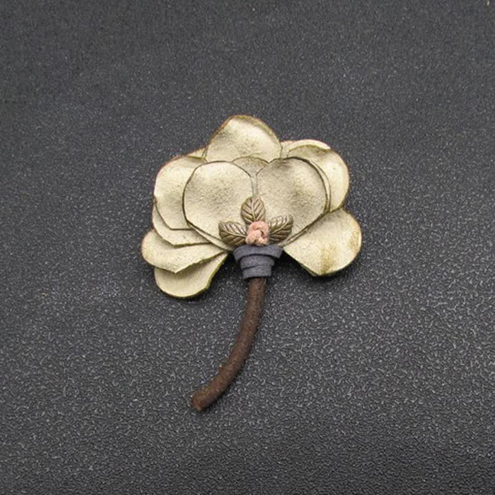 Original Design Retro Wedding Flower Petals Cloth Brooch - Offwhite - image 4