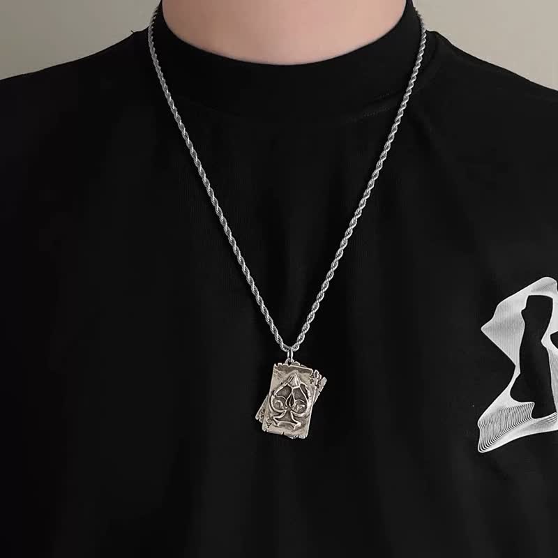 Unisex Hip Hop Style Poker Metal Necklace - image 1