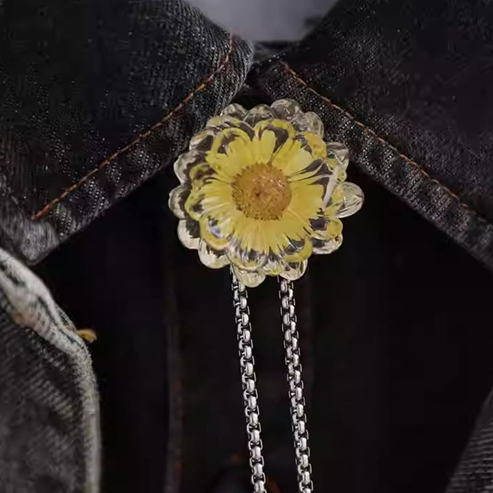 Handmade Dried Flower Daisy Women's Bolo Tie - Light Yellow - Steel Chain - image 1