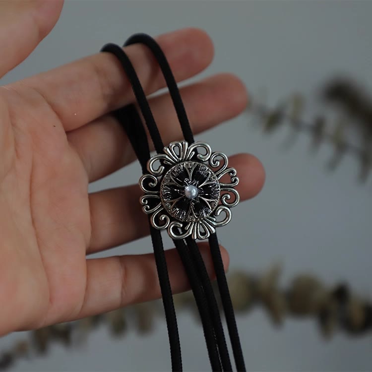 Exquisite Lace Imitation Pearl Round Pendant Bolo Tie - image 6