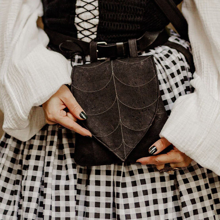 Halloween Retro Leaf Shaped Women's Viking Belt Bag - Black - image 0
