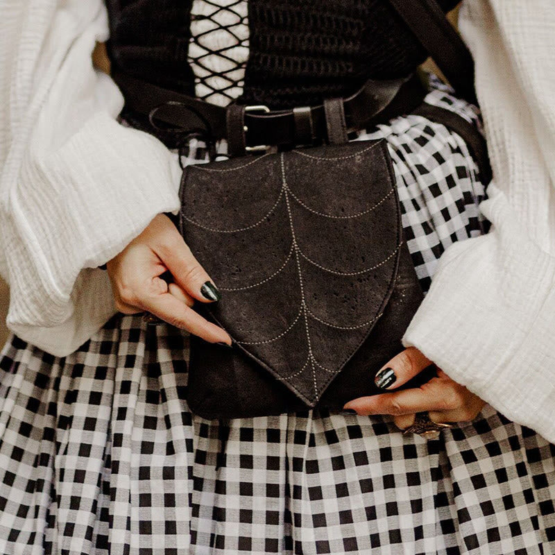 Halloween Retro Leaf Shaped Women's Viking Belt Bag - Black - image 0