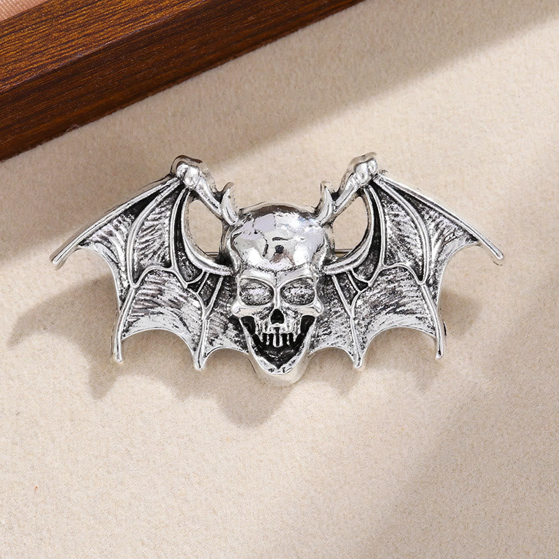 Creative Halloween Bat And Skull Brooch Accessory - Silver - image 3