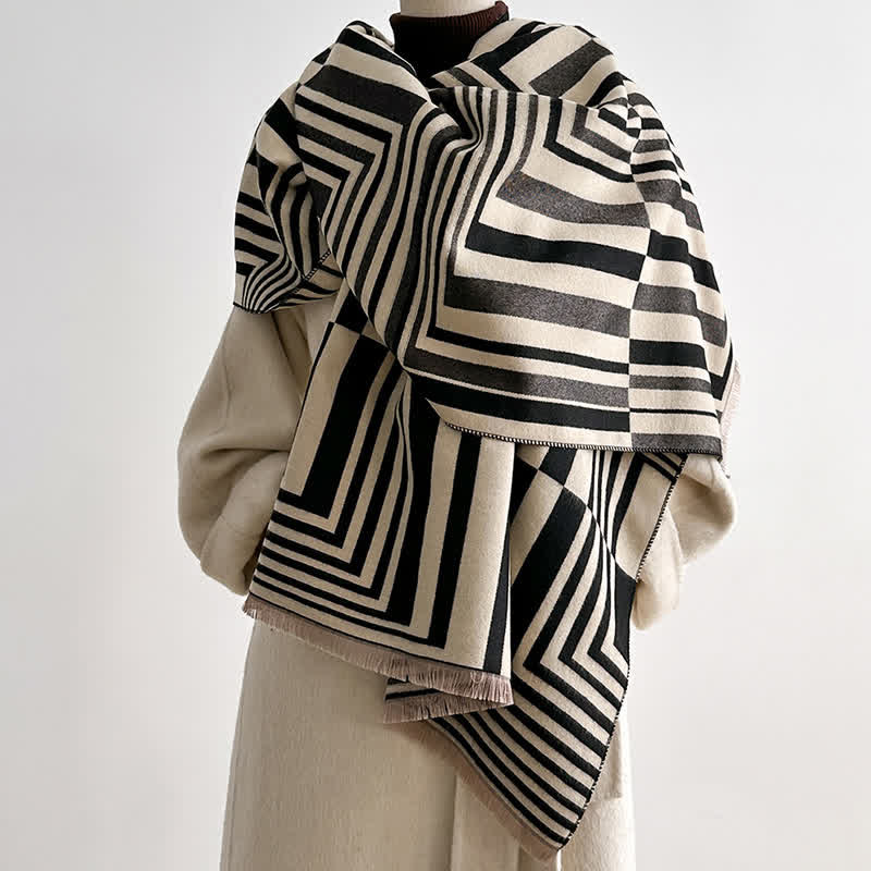 Dazzling Geometric Optical-Art Striped Pattern Scarf - Black - image 0