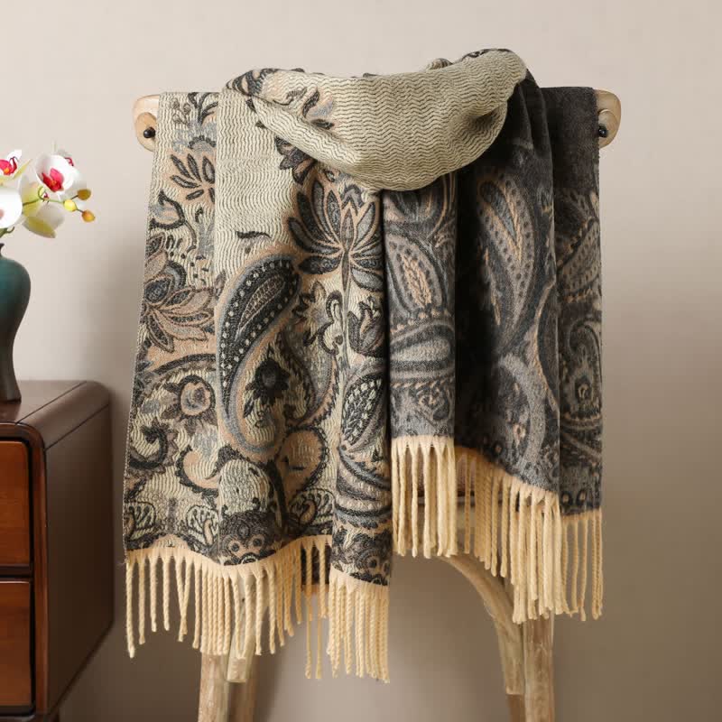 Boho-Chic Aesthetics Paisley Jacquard Tassels Scarf - Gray - image 0
