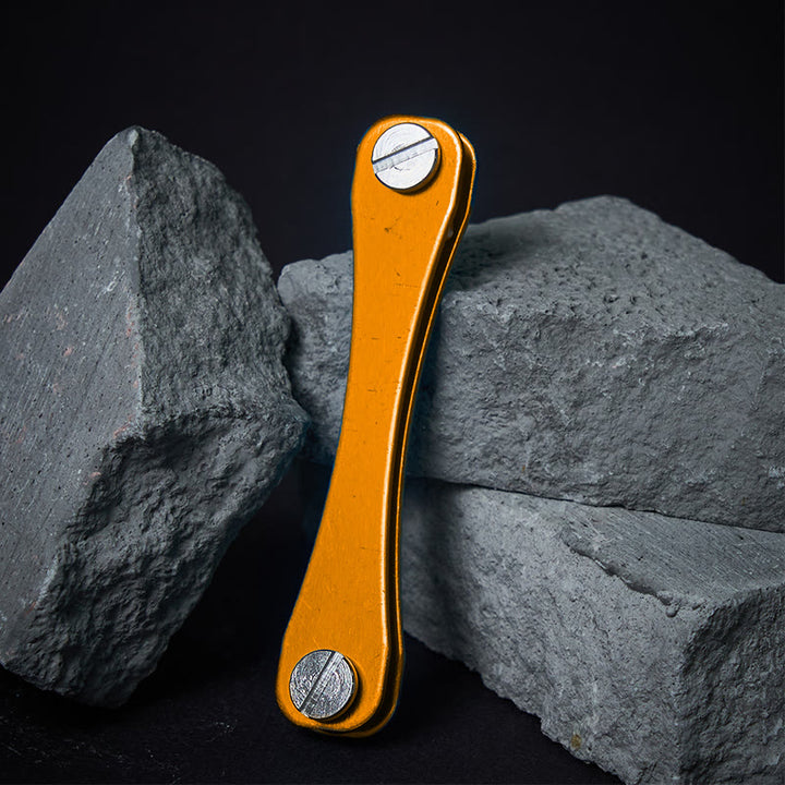 Space Saving And Comfortable To Carry Compact Key Organizer - Golden - image 11