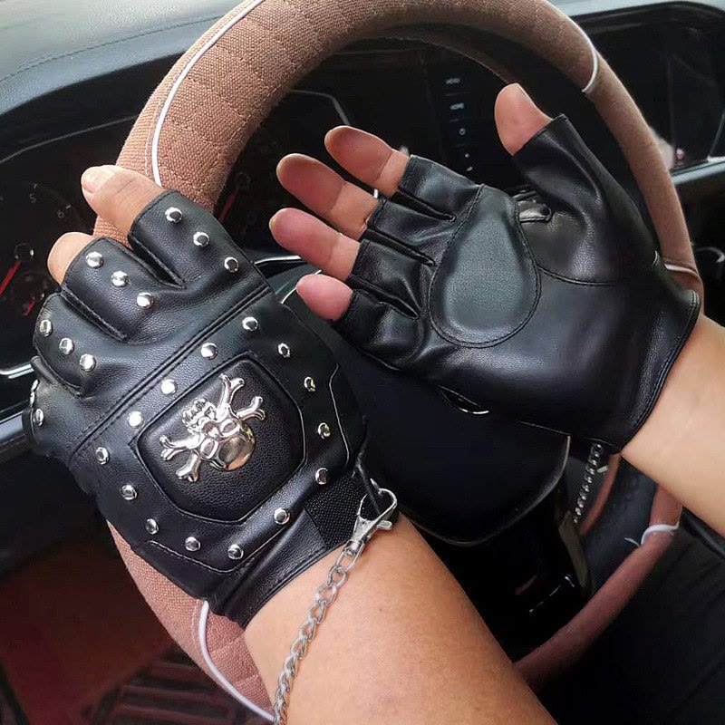 Black Skull Studded Half-Finger Motorcycle Gloves With Chain - image 1
