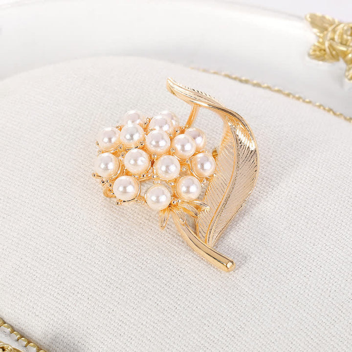 Women's Fresh Flower Pearl Brooch - image 3